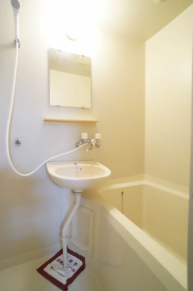 プチ・ラフォーレ 102号-6