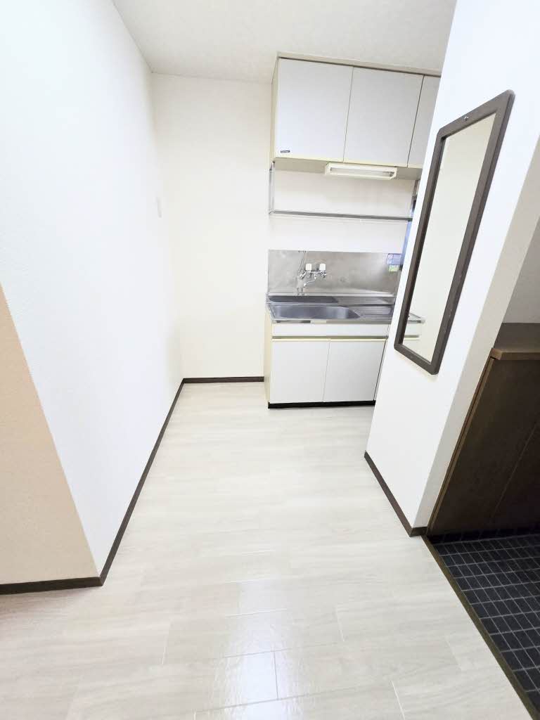 クレストM 302号-6