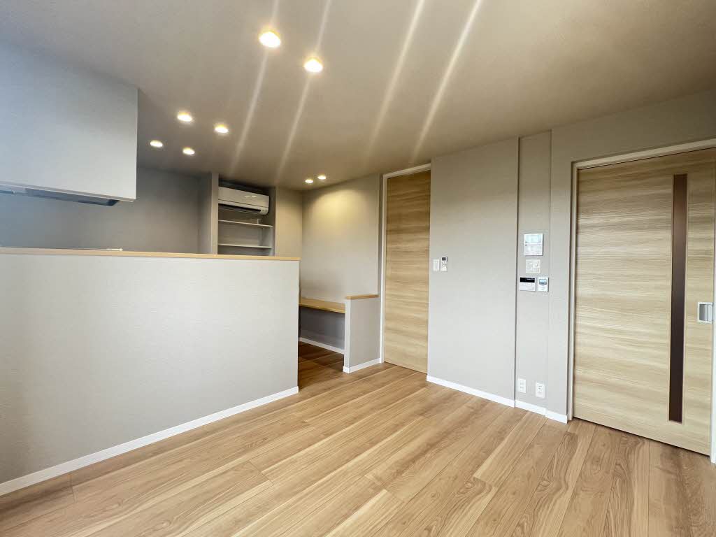 アジュール 101号-3