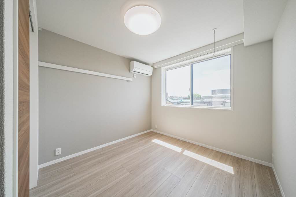 アンビシア本町 302号-5