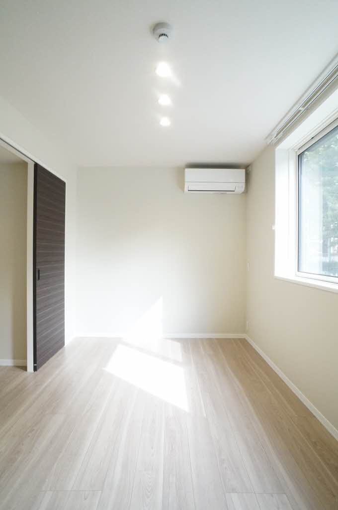 キャピターレウエスト 105号-7