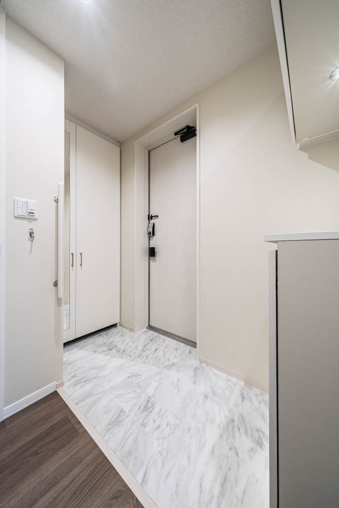 Ｆｏｒｅｎａ上杉６丁目 302号-8