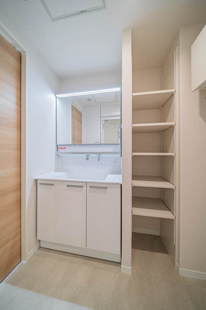 ＣｏｅｕｒＭａｉｓｏｎ内方 202号-9