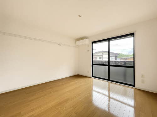 ハイネス山の寺 203号-2