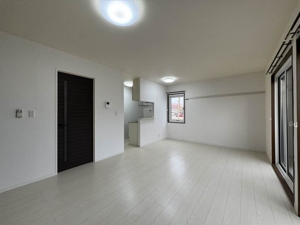 メゾンド・エストエール　Ａ 102号-1