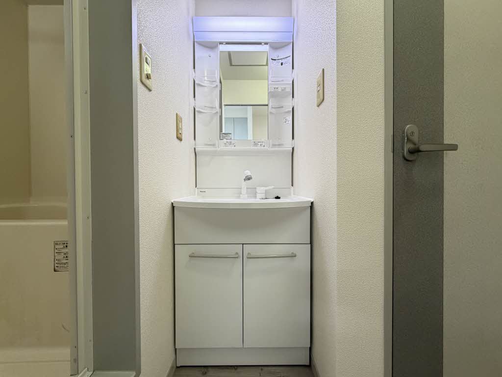 メゾンド・エストエール　Ｃ 201号-8