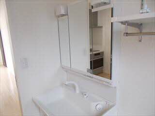 クオリスタ大学病院前 103号-8