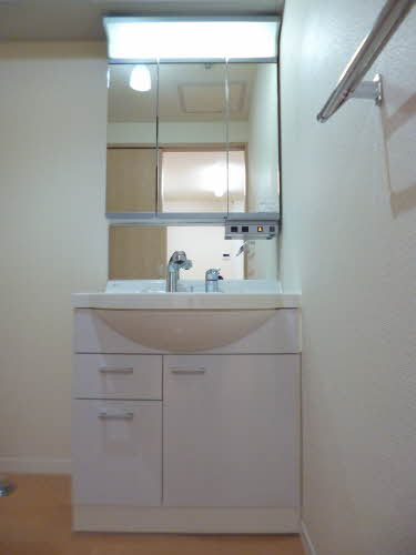 メゾンマスト盛南中央Ⅲ 202号-6