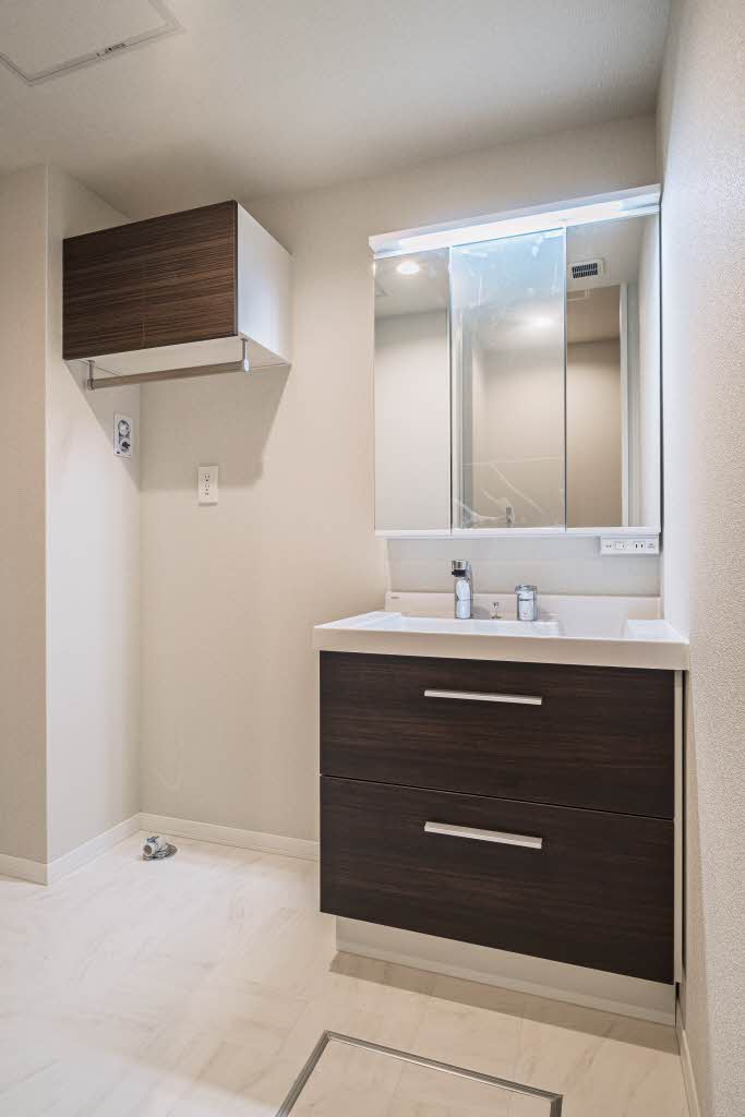 Ａｍｂｅｒ　Ｃｏｕｒｔ 102号-10