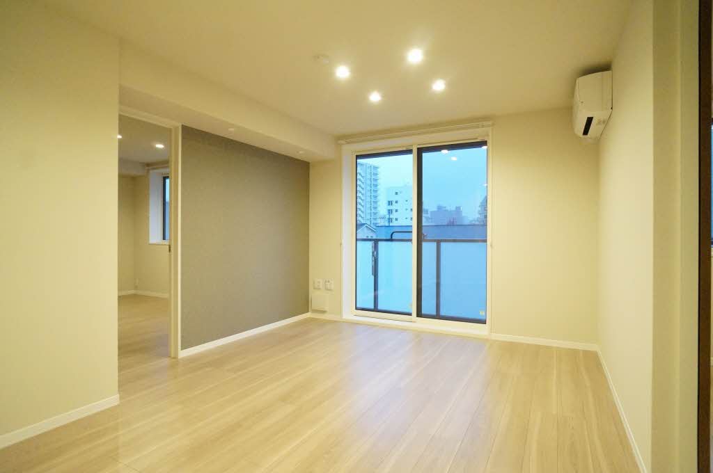 Ｓｅｒｄｉｎａ万世町 302号-2