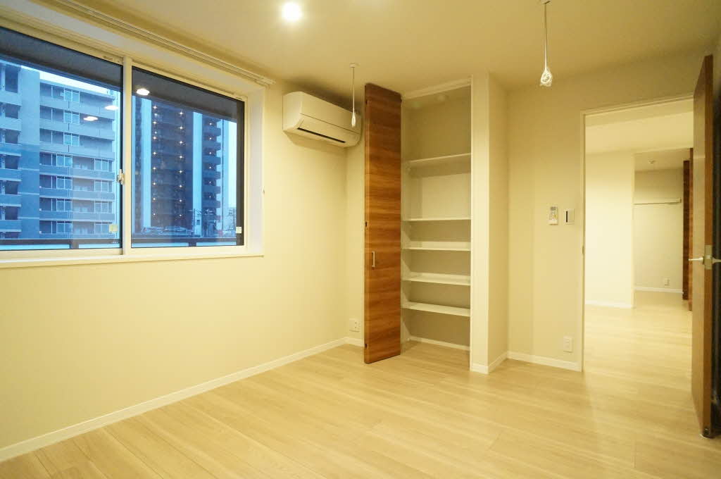 Ｓｅｒｄｉｎａ万世町 302号-11