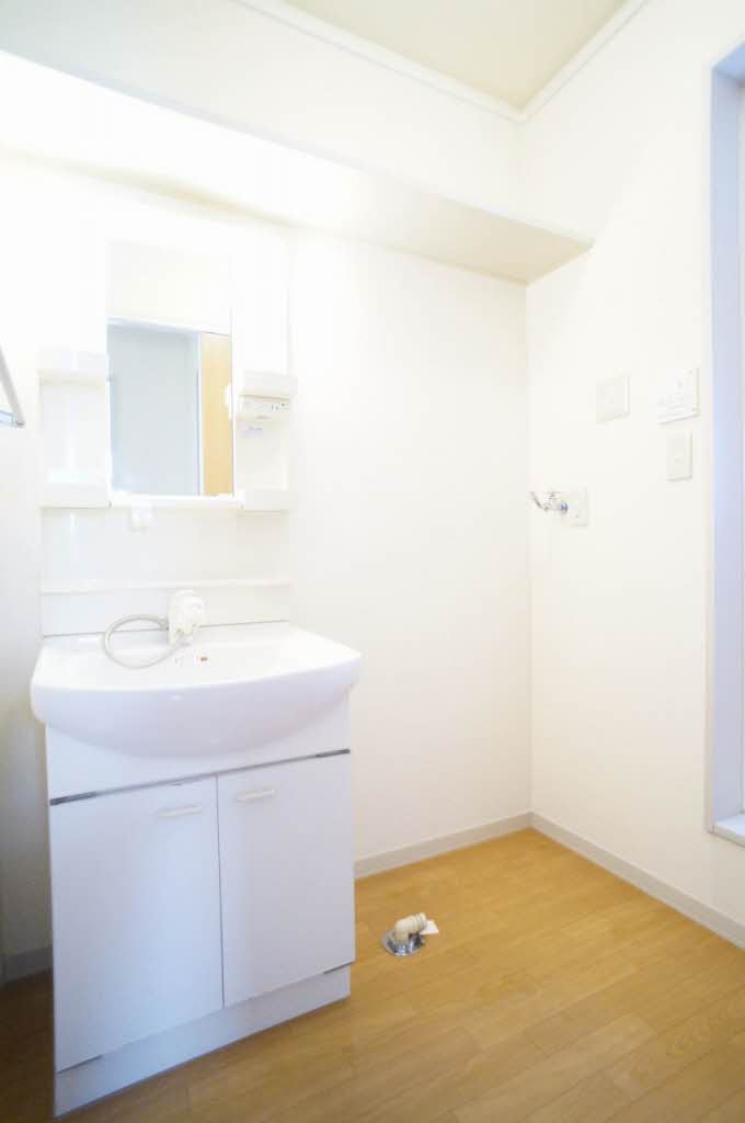 シャーメゾン八幡町Ⅱ 202号-6