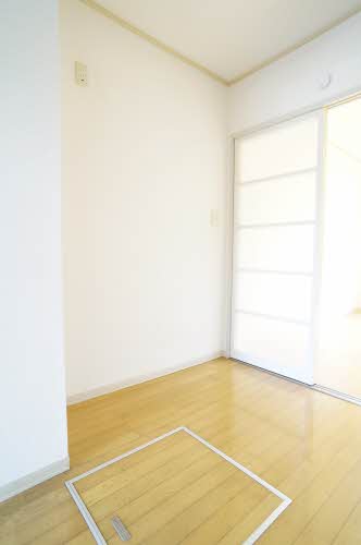 アーバンハイツマツキ 102号-9