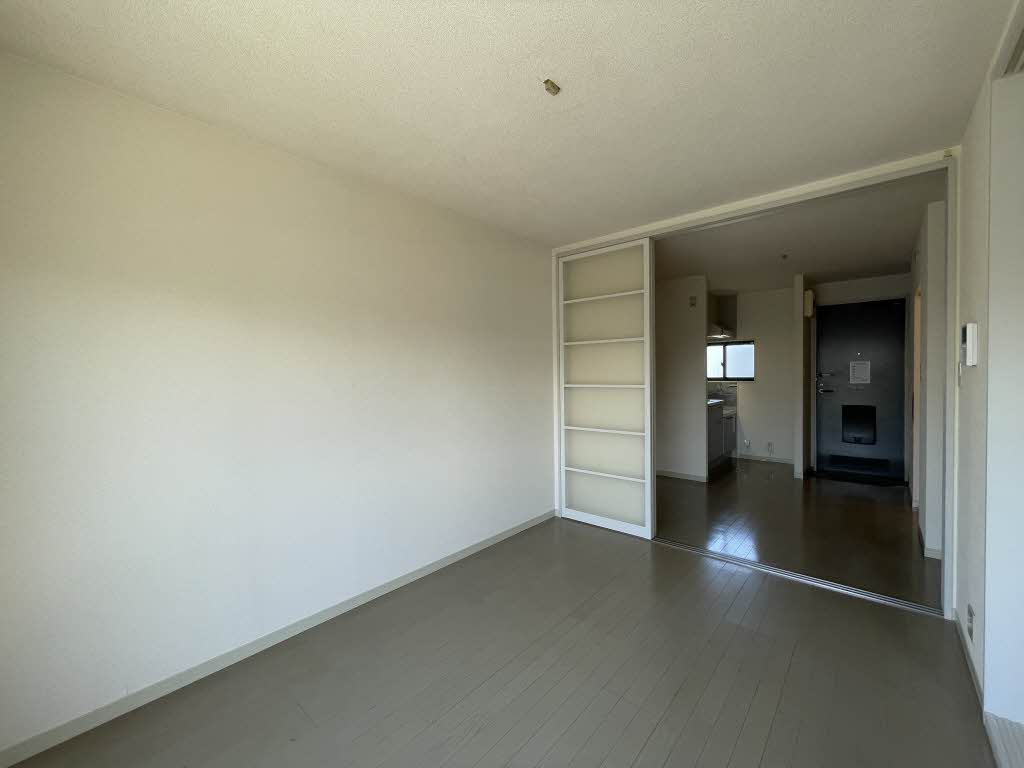 ラフィネ小石田 201号-3