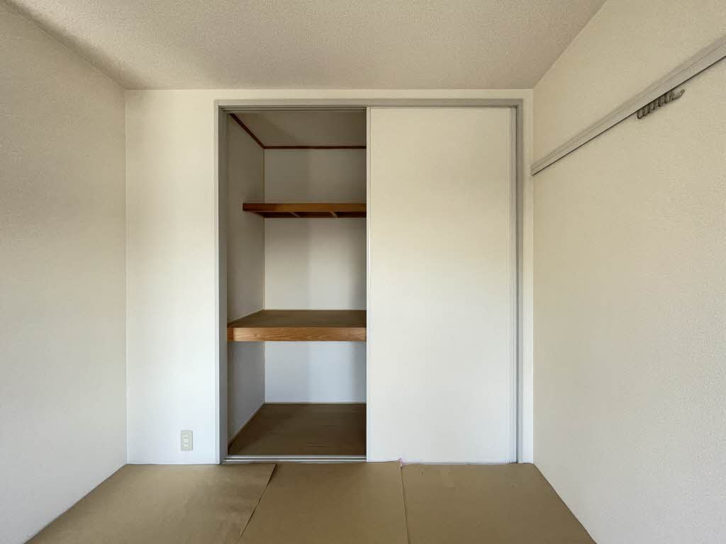 ラフィネ小石田 201号-12