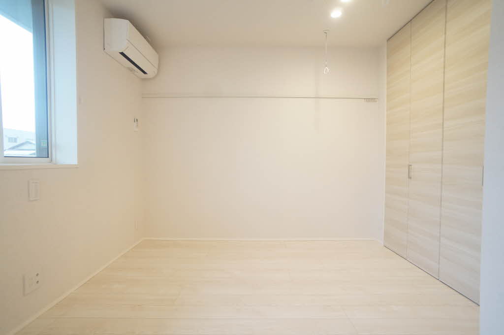 シャーメゾン コア八日町 102号-7