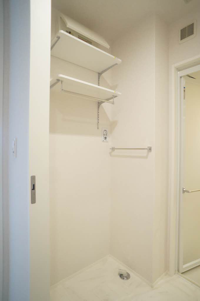 シャーメゾン コア八日町 106号-10