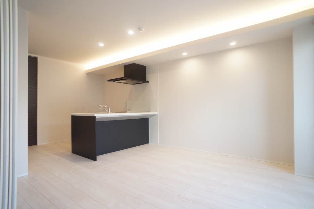 シャーメゾン コア八日町 203号-4