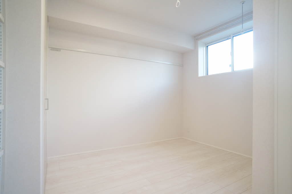 シャーメゾン コア八日町 204号-6