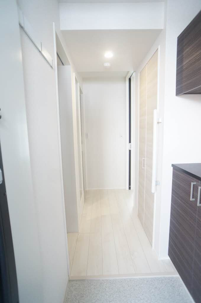 シャーメゾン コア八日町 205号-13