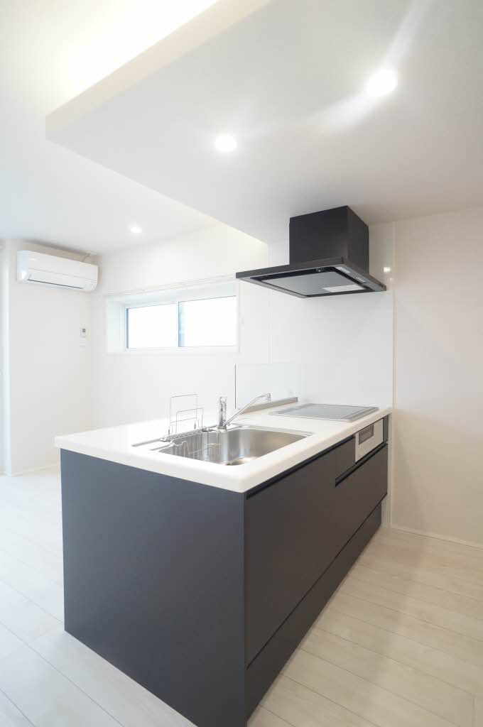 シャーメゾン　コア八日町 206号-5