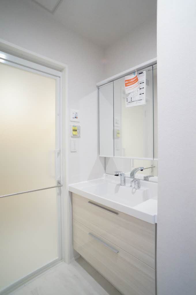 シャーメゾン　コア八日町 206号-9