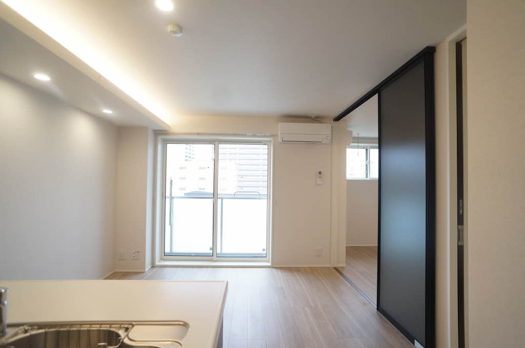 シャーメゾン コア八日町 303号-8