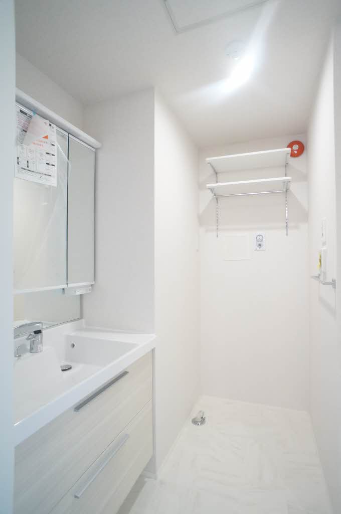 シャーメゾン コア八日町 303号-10