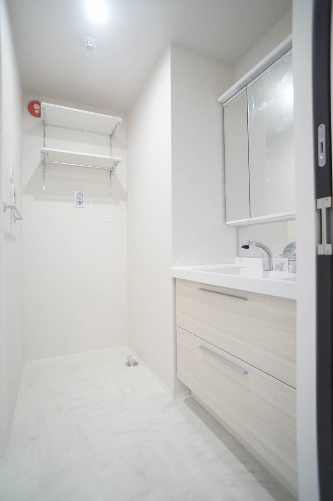 シャーメゾン　コア八日町 304号-12