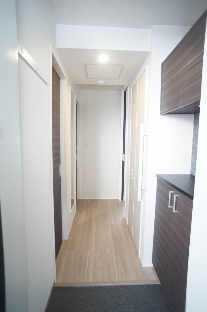 シャーメゾン コア八日町 305号-13