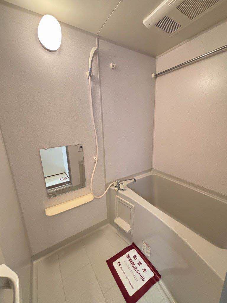 ザ・ハウスメイプル 202号-3