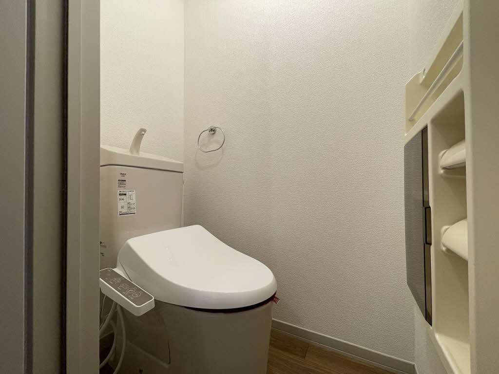 プレステージ川岸 E 101号-5