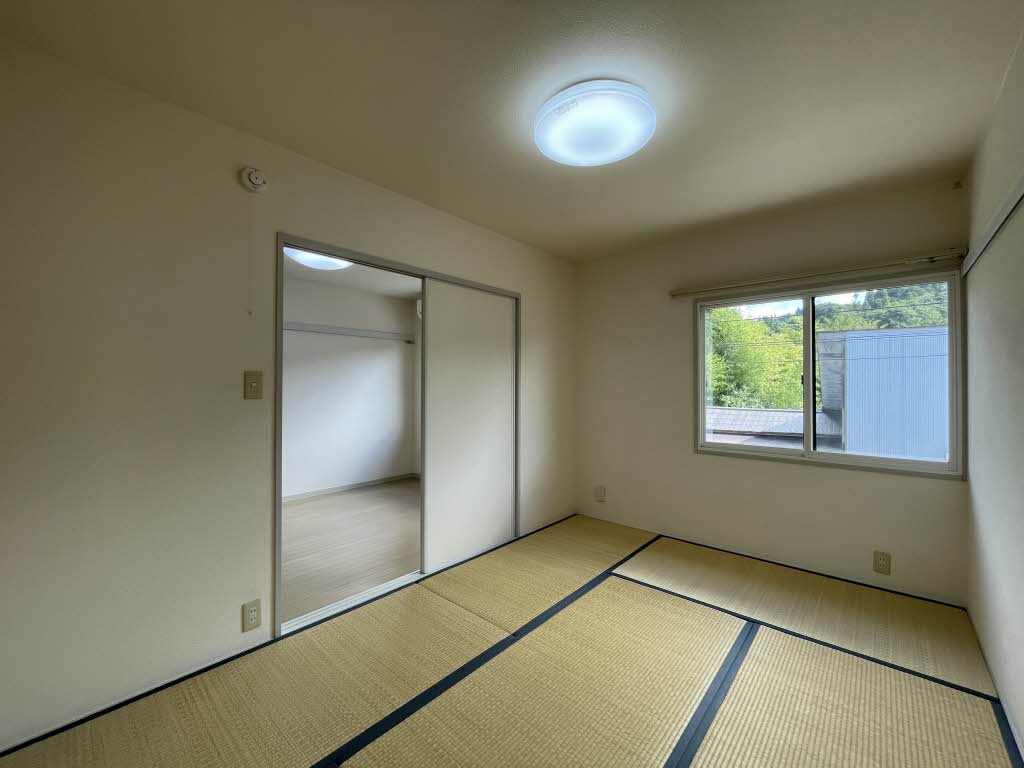 フレグランスおいし 203号-9