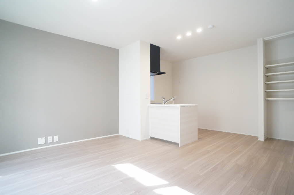 ヒールコート本町 103号-2