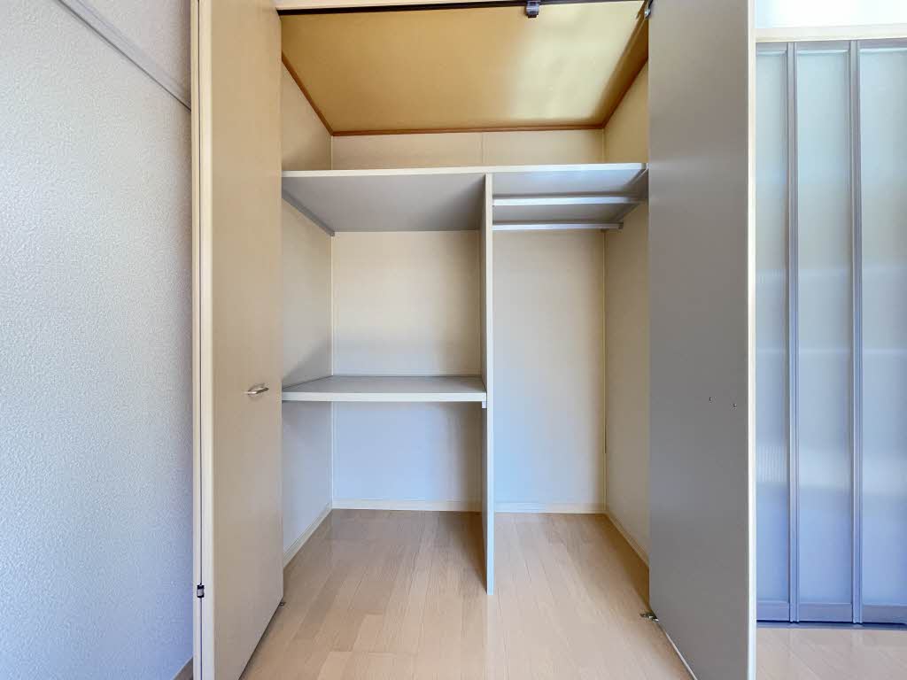 クリスタル・パ-ク B 205号-10