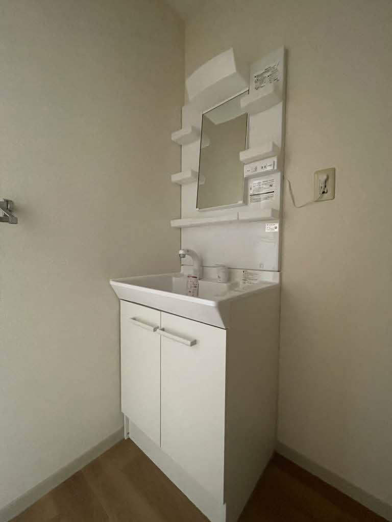 グリーンヒルズB 203号-7