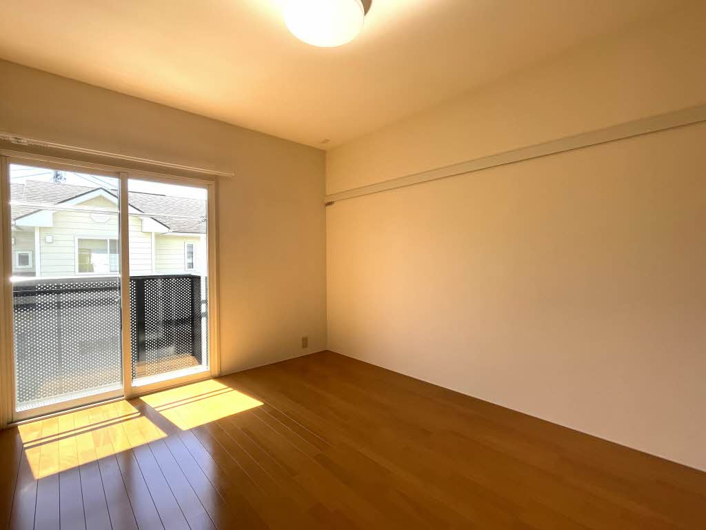 グリーンヒルズB 203号-8