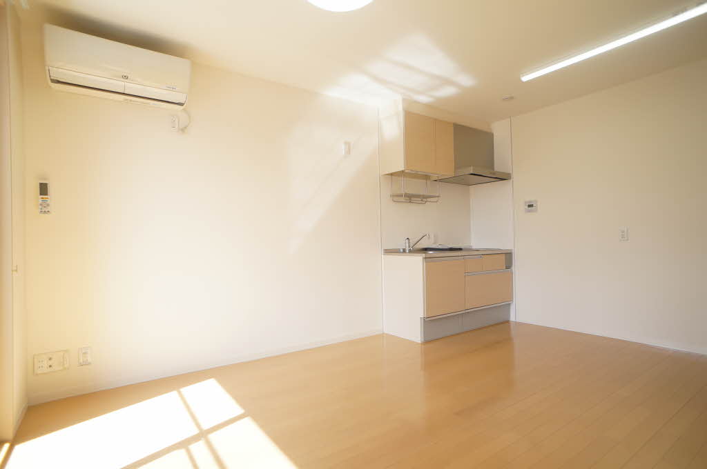 シャーメゾンみはた 201号-3